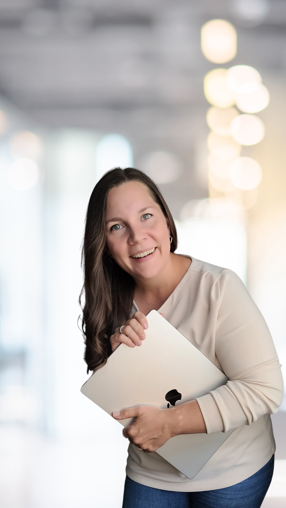 Jenny Kirchner Expertin für ChatGPT und Webseitenerstellung